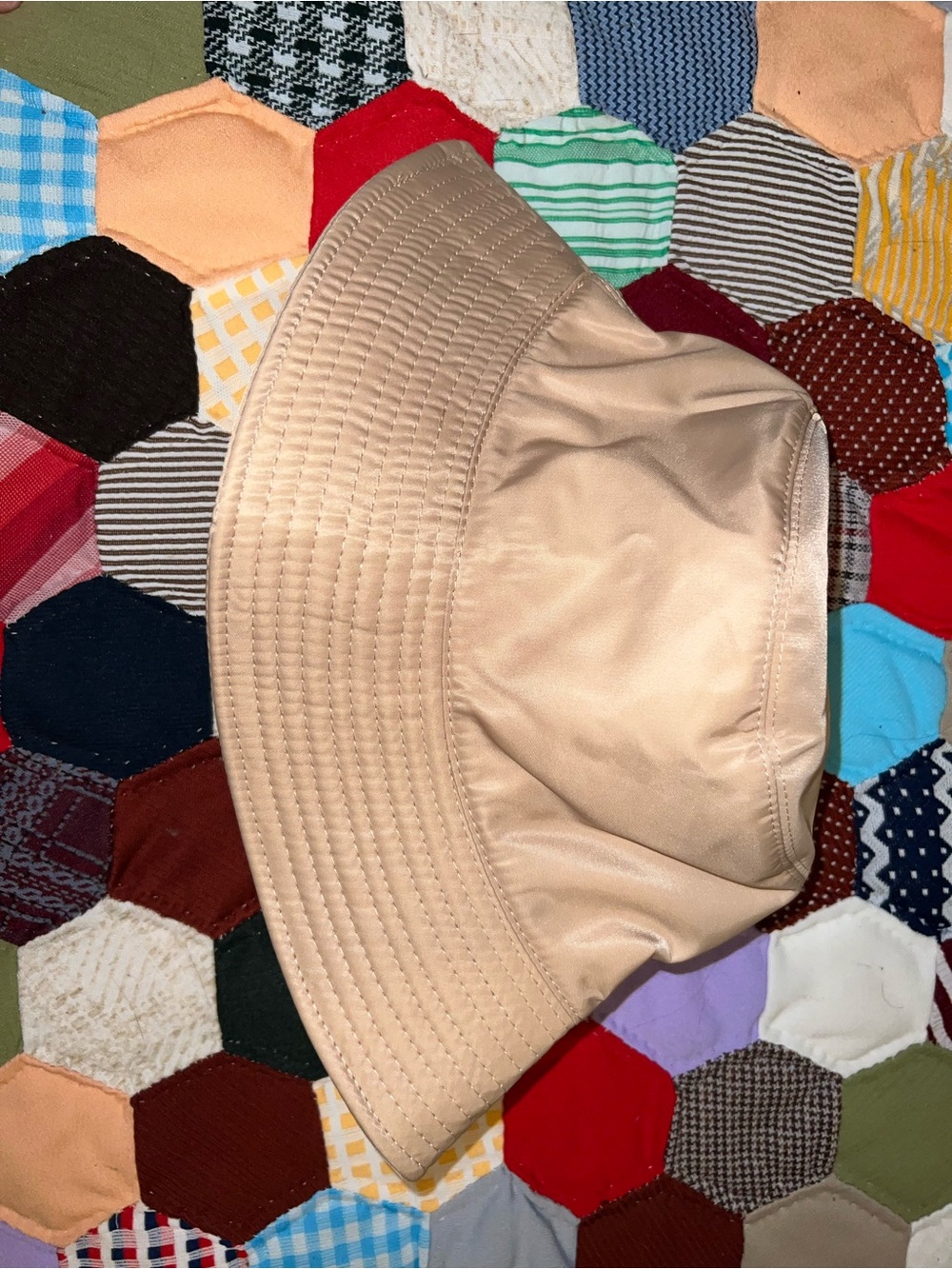 Prada Nude-Tone Nylon Bucket Hat with Triangle Logo - Picture 3 of 5